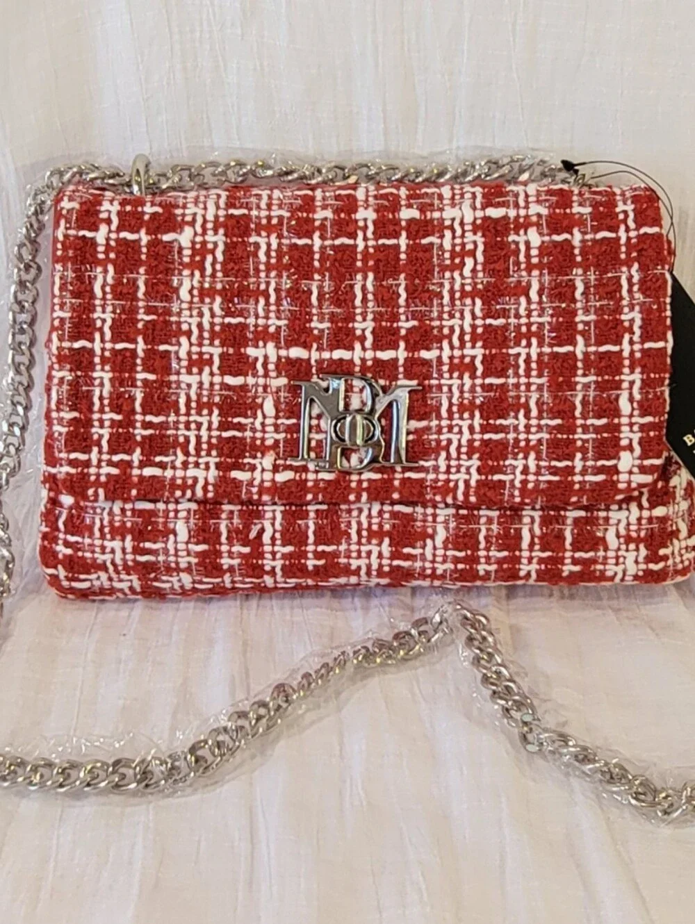 Badgley Mischka BMH-507 Red And White Tweed Chain Crossbody Bag NWT
